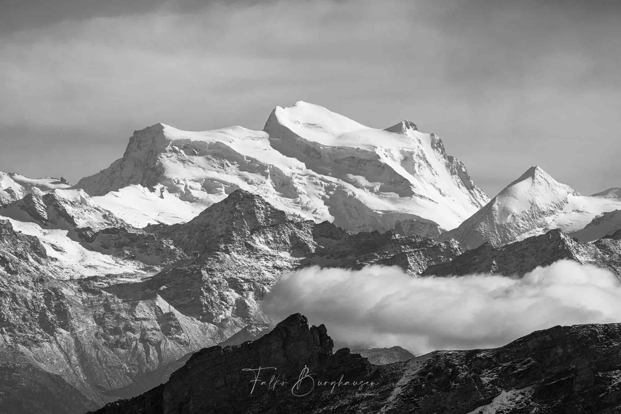 Crown of the Valais Titans