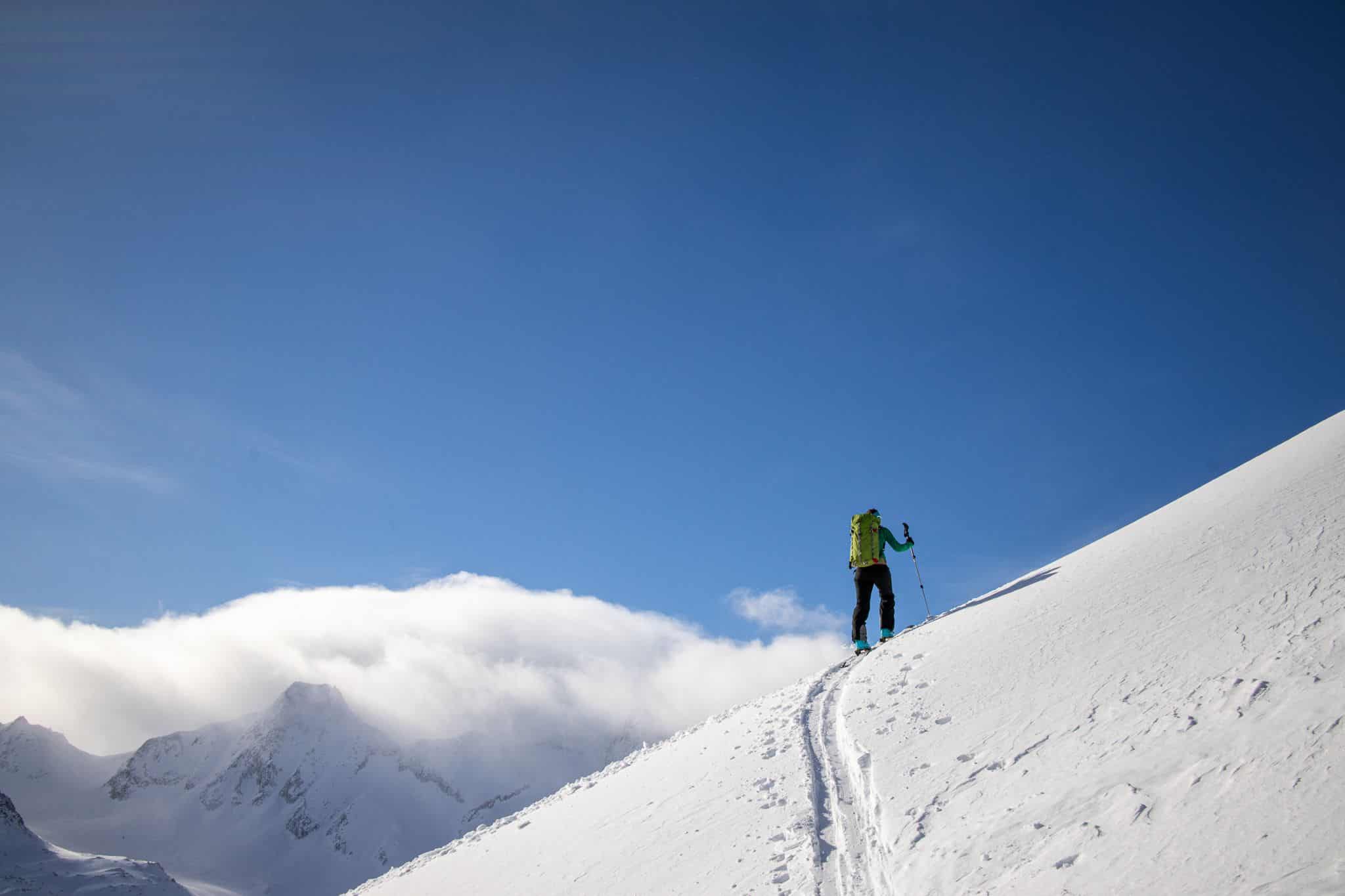 Sun, wind, wet snow. Thoughts, movement...