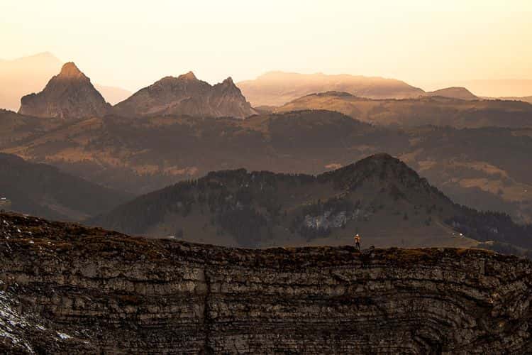 Honorable Mention in the **Nature / Landscape** category (Professional category) for the work **Solo Trip**