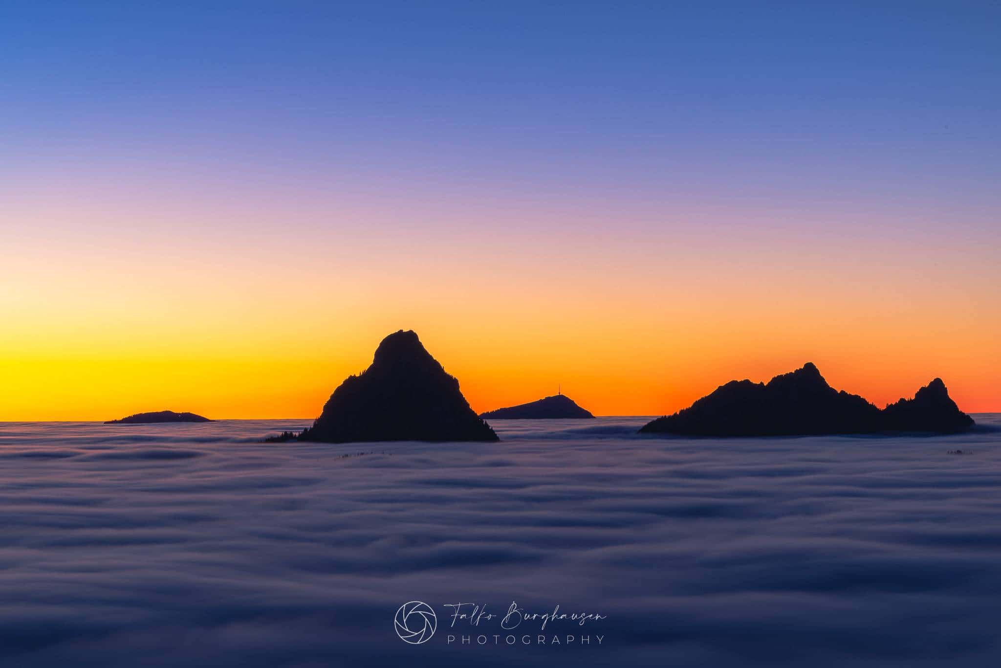 Beacon of sky colors
