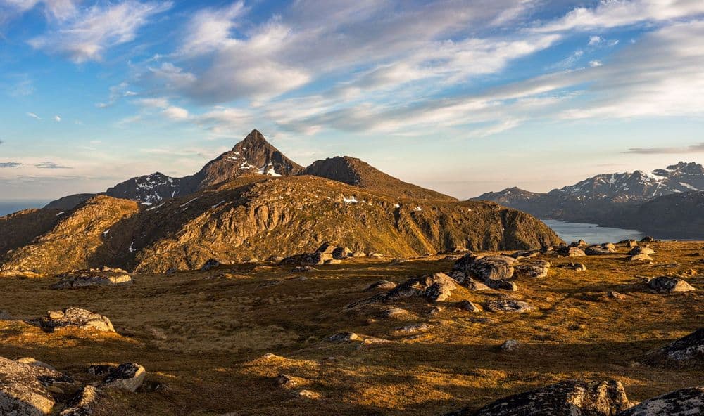Midnight sun on Sundsheia