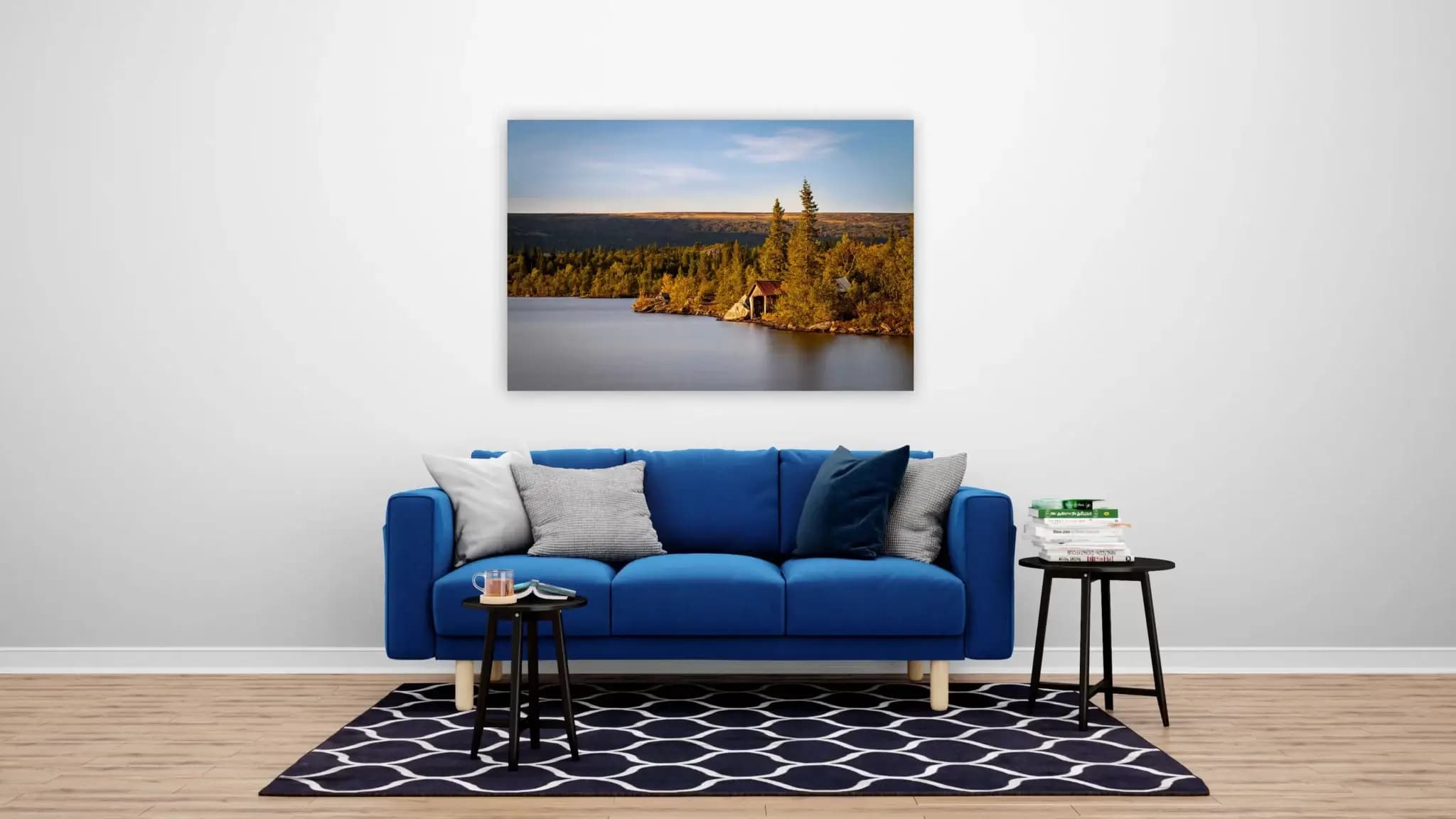 Goldenes Leuchten am Seeufer Mockup