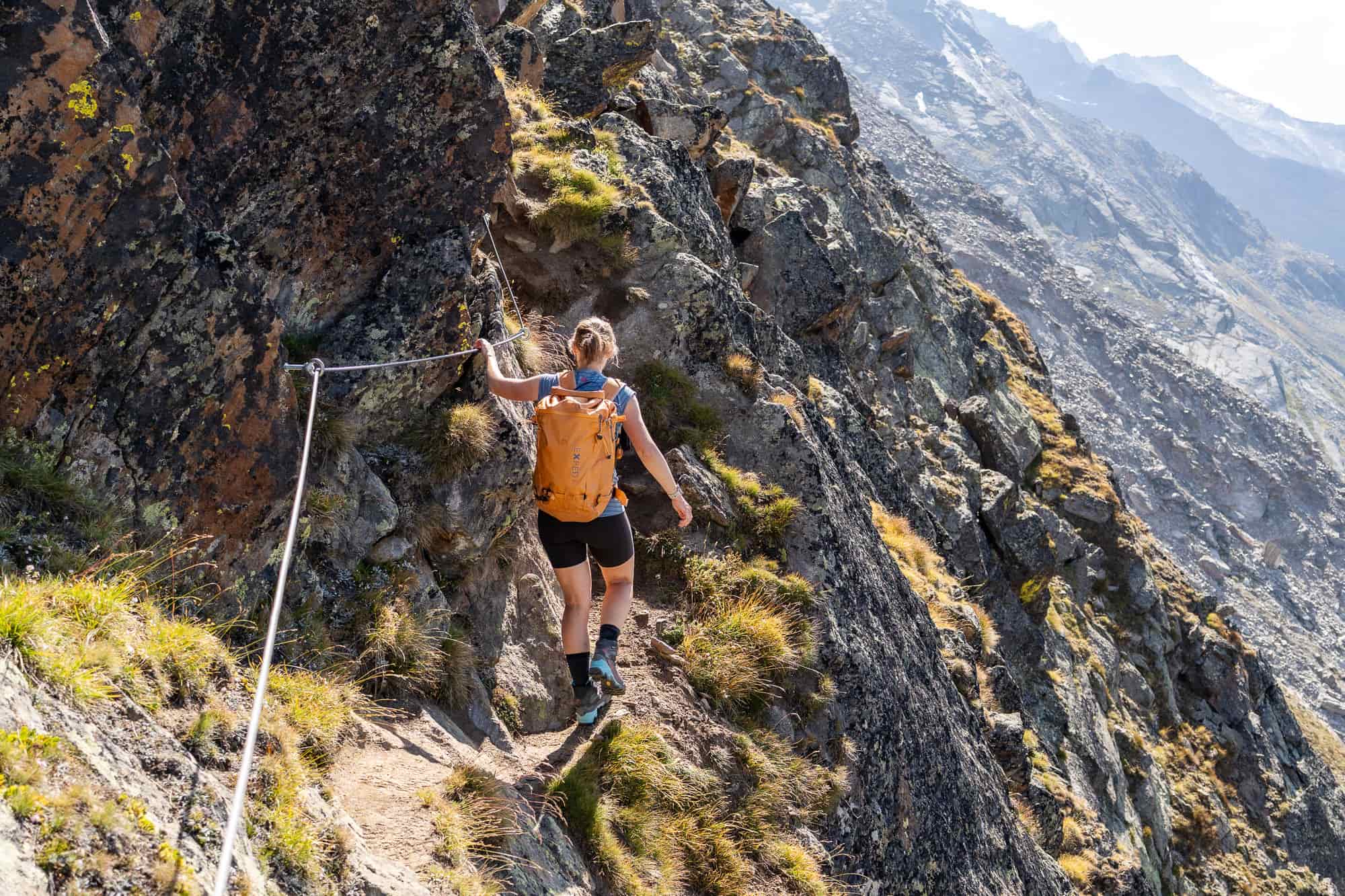 A Fear of Heights Training opens up new possibilities and noticeably shifts the limits of what's doable for those affected.